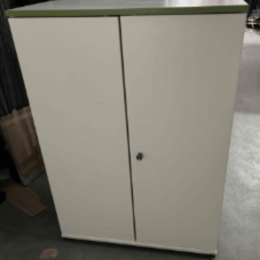 Szafka Z Zielonym Obrzeżem